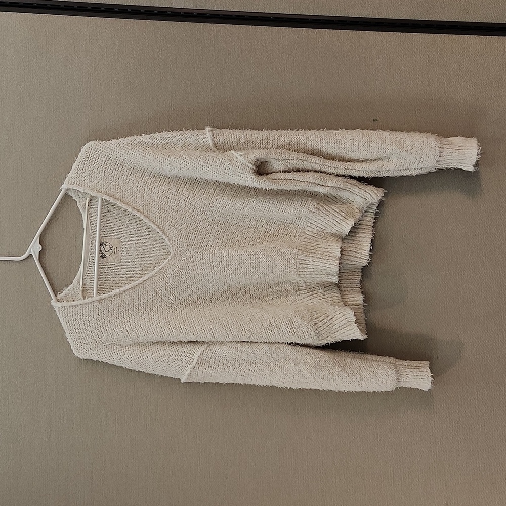 We The Free Theo Sweater Size Small - Picture 2 of 15